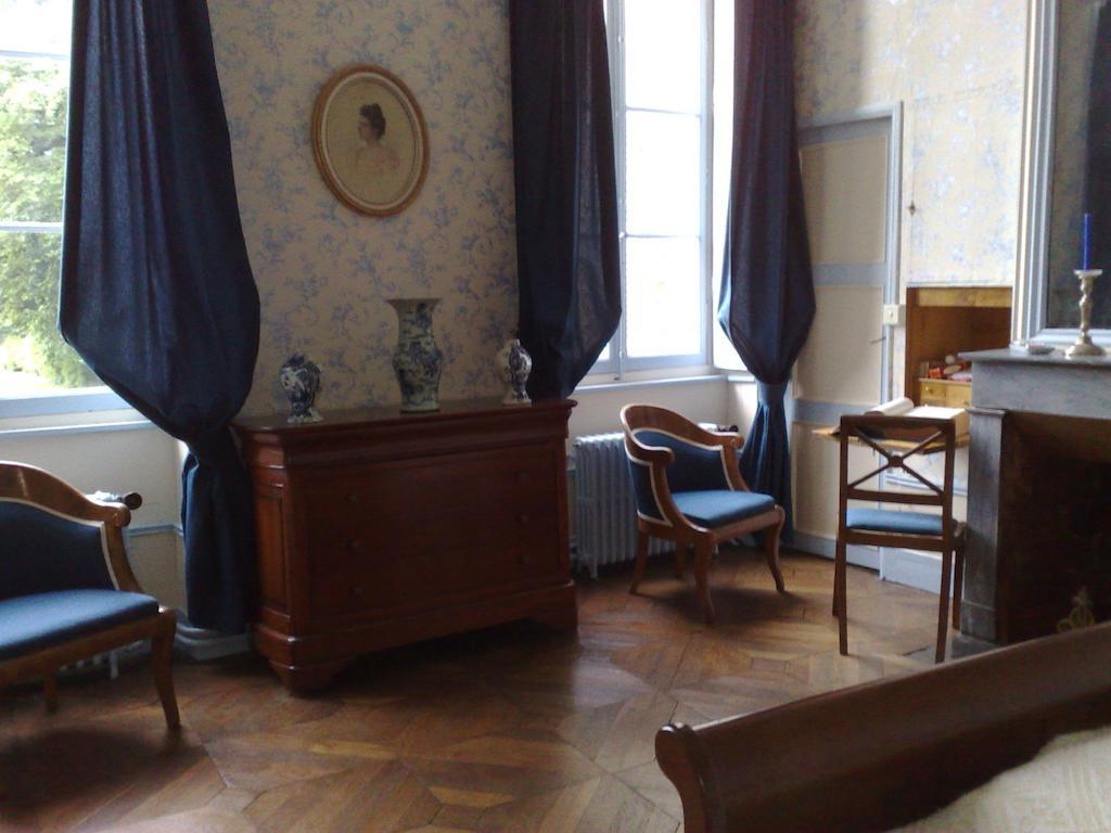 Le Château de BRESSEY&son Orangerie Quarto foto